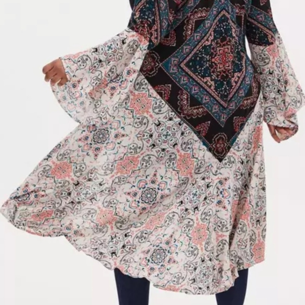 Torrid Chiffon High-Low Kimono